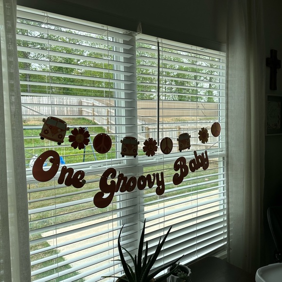 EUC One Groovy Baby First Birthday Decor Lightly Used - Picture 4 of 9